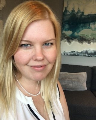 Clare Acheson profile image